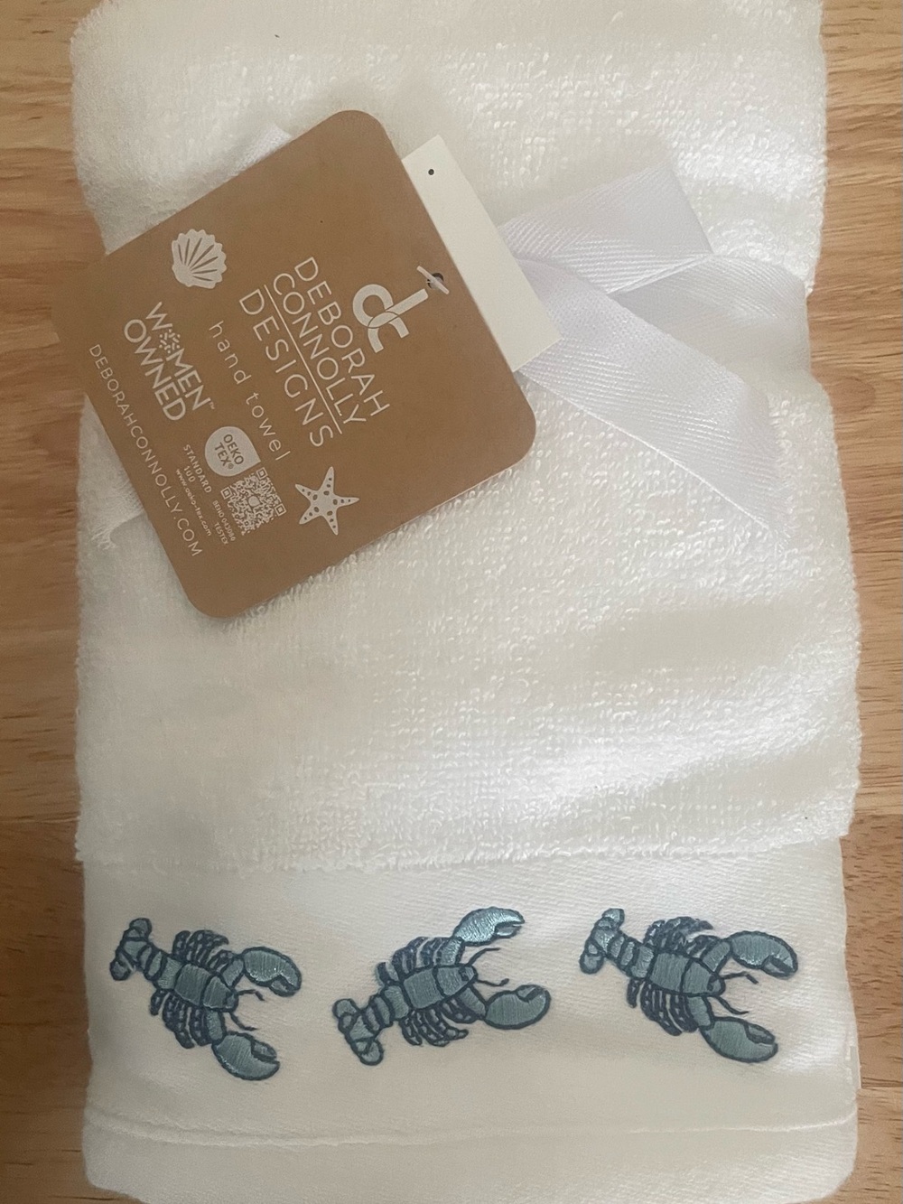 Deborah Connolly Designs White Hand Towel with Blue Lobster Embroidery - NWT